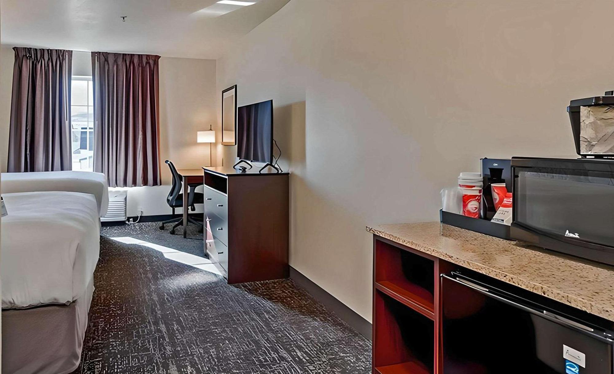 Comfort Inn & Suites Morgan エクステリア 写真