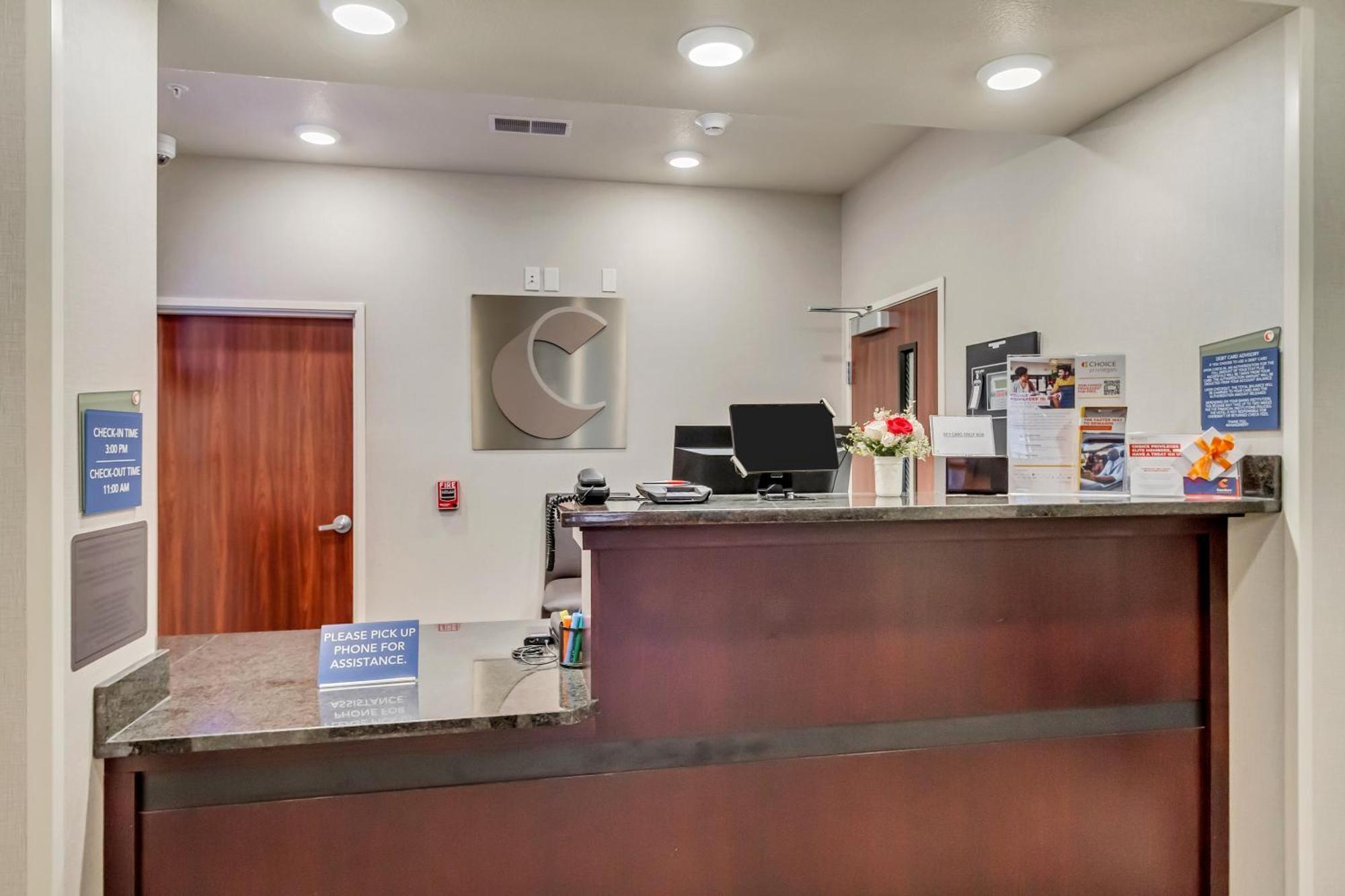 Comfort Inn & Suites Morgan エクステリア 写真